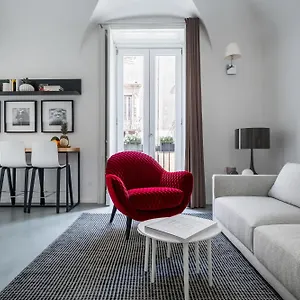 https://manganelli-suite.taorminaitalyhotels.com